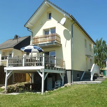 Detached Holiday With Terrace And Its Own Garden In The Hunsr Ck *